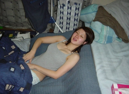 Rough Asian Fuck: Horny Dude Pounds Tight Asian Pussy Hardcore