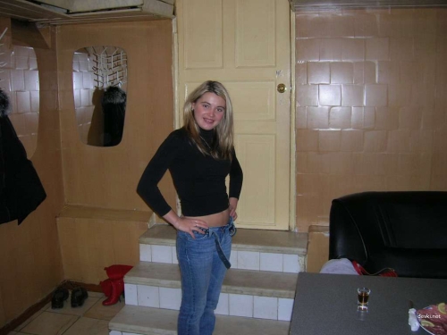 Drunk Girl Gets Naked: Explicit Strip Tease Photos