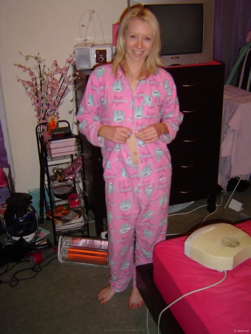 Carefree Erotic Moments: Sensual Russian Beauty in Lingerie