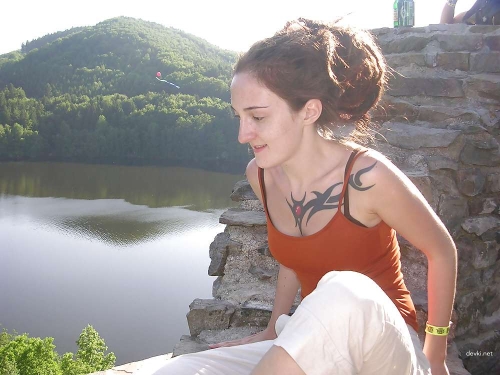 Skinny Babe with Amazing Ass in Hardcore Porn Photo