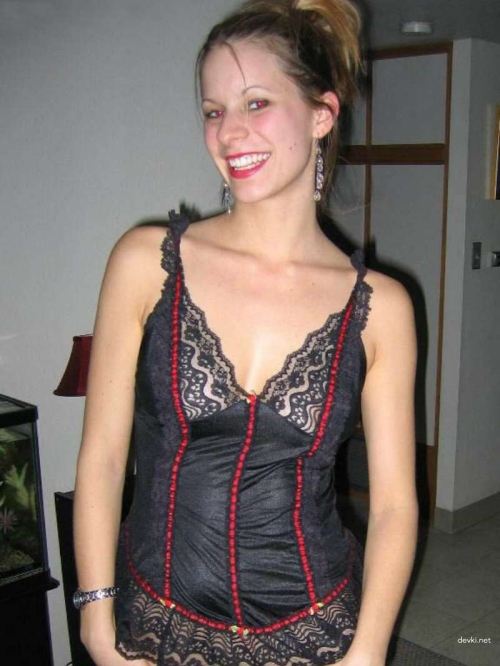 Intimate Photos of Cute Girlfriend with Shaved Pussy: Explicit Home Pics