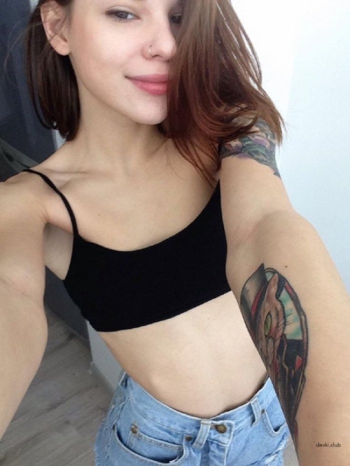 Hot Teen Babe Fucks Her Holes - Explicit Solo Porn