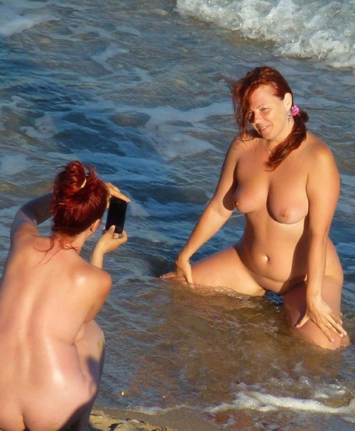 Mature Friends Capturing Each Other - Explicit Selfies Session