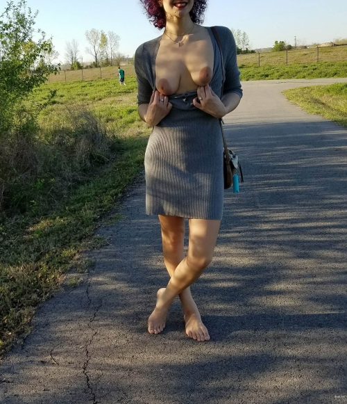 Street Stroll Without Panties: Explicit Outdoor Walk with No Underwear