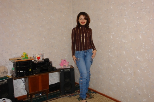 Slim Brunette with Hairy Pussy Gives Oral Sex