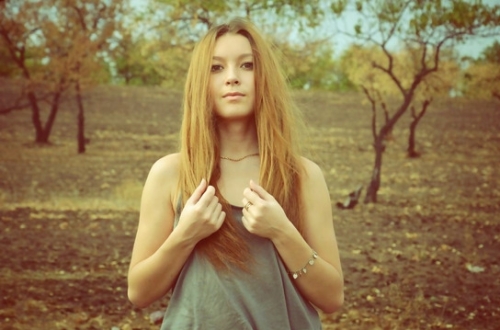 Sultry Beauty Takes Mirror Selfie - Hot Babe Shows Off in Front of Mirror