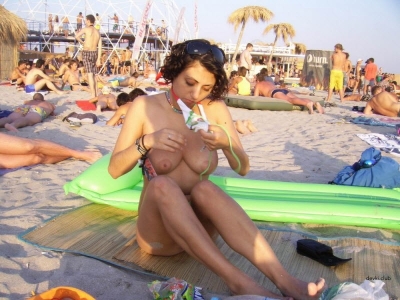 Фото голых девок на пляже