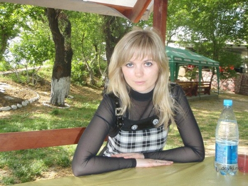 Nude Aniutka: Explicit Photoshoot of Naked Russian Model