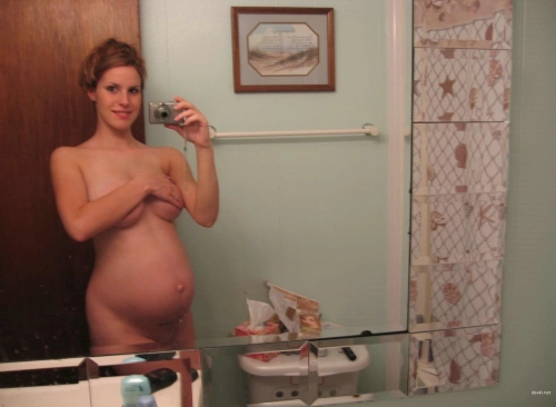 Hot Nude American Girl Exposed in XXX Photo Shoot