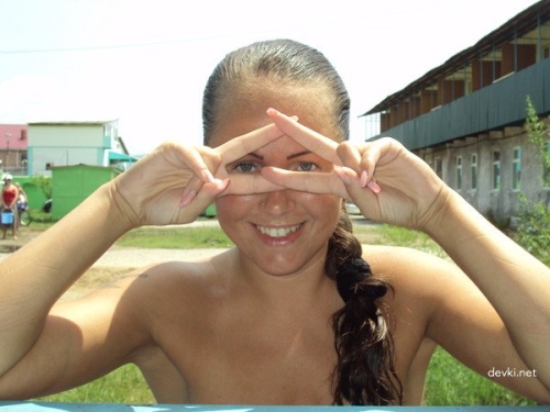 Naked Elena Exposing All in Provocative Photoshoot