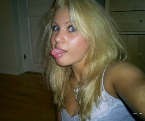 Hardcore Anal Pounding of Young Blonde with Cock in Ass