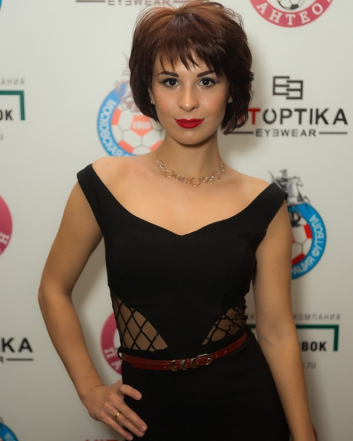 Hot Mature Woman Photo - Sexy MILF in Lingerie Exposed