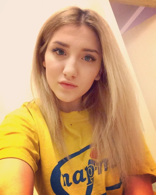 Blonde Naked Selfie Mirror Photo Shoot