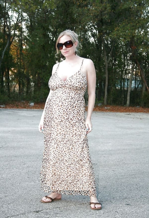 Pregnant babe strips on street and masturbates - XXX pregnant public solo action