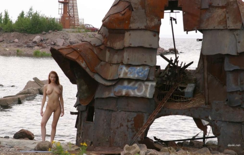 Naked Busty Redhead Girl - Explicit Photo