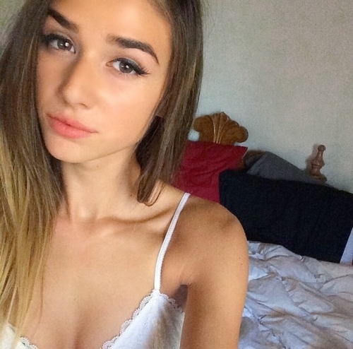 Collection of Private Girls' Explicit Photos