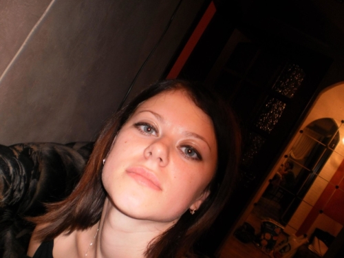 Beautiful girl loves giving blowjob to her boyfriend