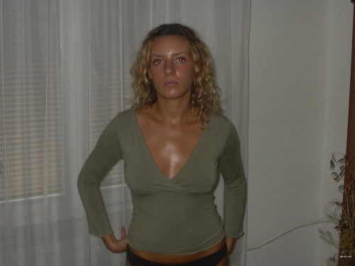 Blonde with Stunning Cleavage: Explicit Busty Beauty!