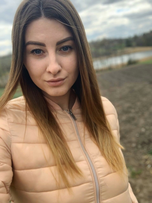 Hot Girl Reveals Slim Figure, Amazing Ass & Boobs - Explicit Content