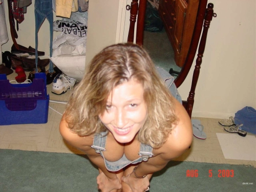 Juicy Woman Porn Photo - Wet and Wild Solo Action