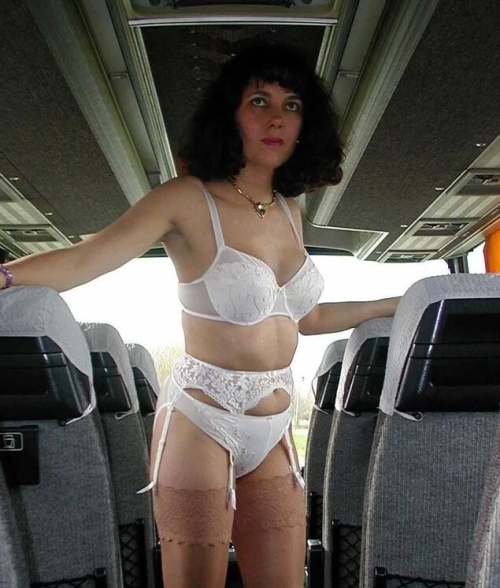 Naked Tour Guide Girl - Explicit Nude Photo