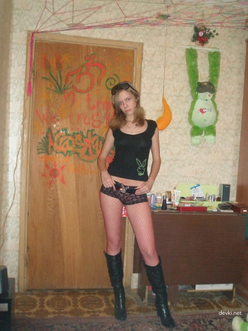 Young girl sensually touches her pussy - Explicit Teen Masturbation Close-Up