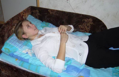 Hot Girlfriend Strips and Sucks Cock