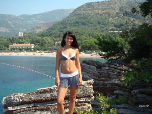 Hot Beach Threesome with Girlfriend - Explicit Outdoor Porn