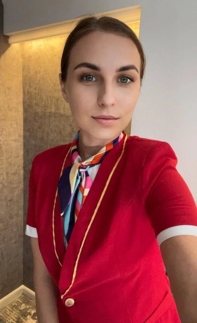 Stewardess Anyuta without clothes