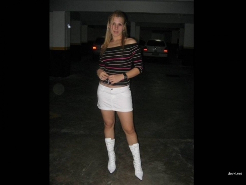 Family Vacation Porn Photos: Incestuous Fun in the Sun