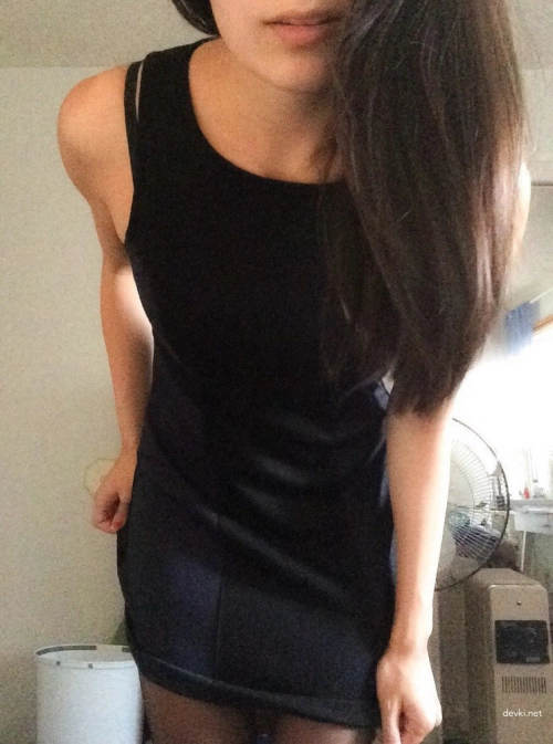 Private Girl's Explicit Photos: Uncensored and Provocative Shots of a Sexy Woman