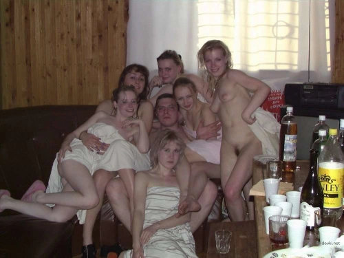 Hot Guys and Babes in Sauna: Steamy Group Action
