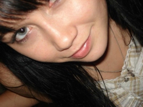 Hot Young Wife Takes Cum Facial - Explicit Amateur Porn