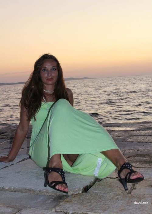 Moist Young Student's Vagina Exposed