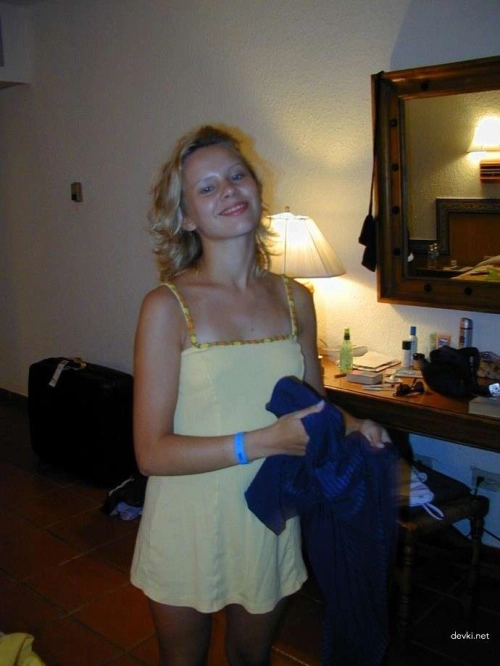 Hot Wife Poses Nude in Front of Camera - Explicit Adult Content