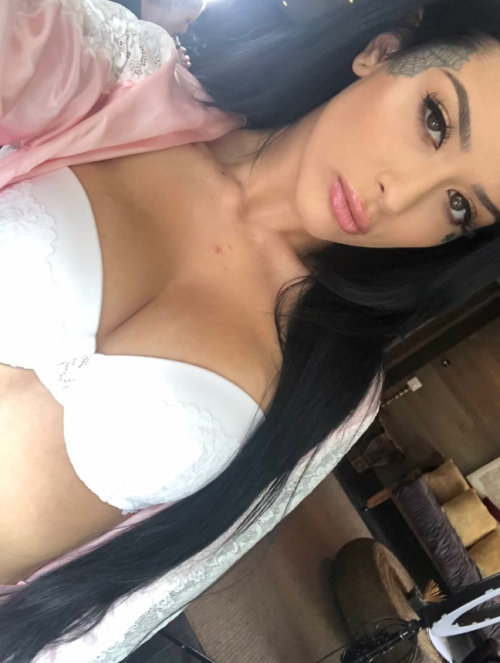 Various Porn Photos of Slut Sucking Huge Cocks