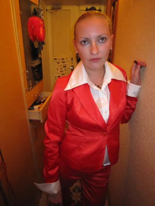 Sucking My Work Colleague's Cock: Explicit Office Blowjob Action