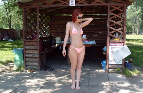 Sexy Woman Willing to Pose Nude: Personal Archive Intimate Photos