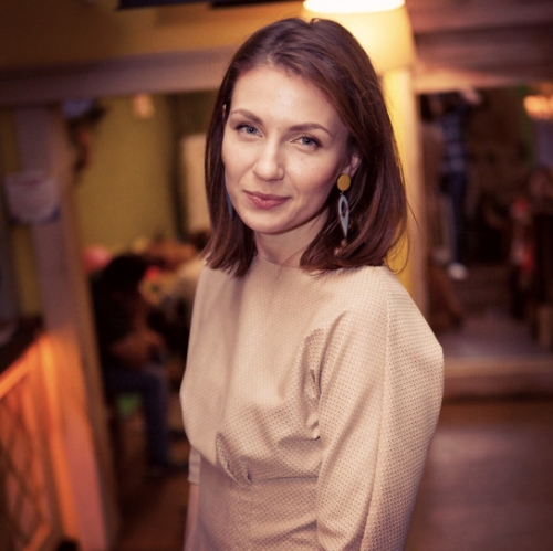 My Naked Wife Posing Before Sex