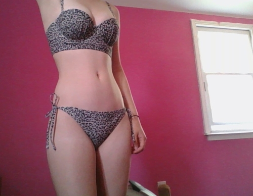 Skinny Wife Strips Bikini, Showing Off Slim Figure