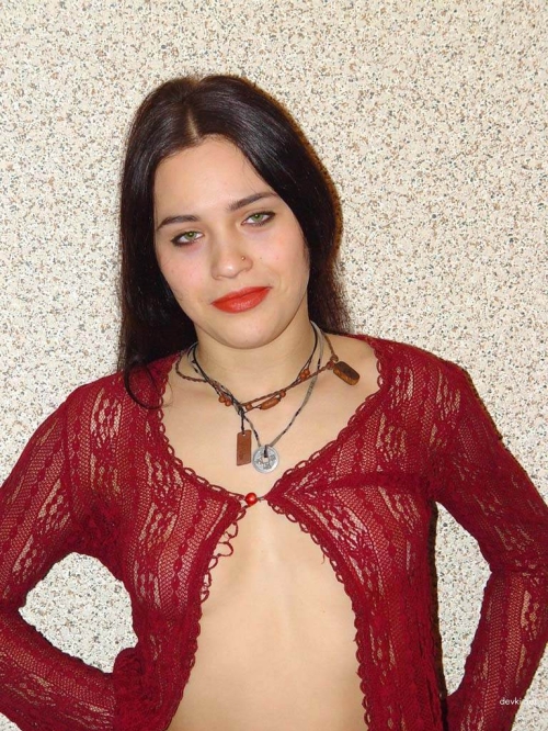 Young Gypsy Girl Strips Panties Off Boldly