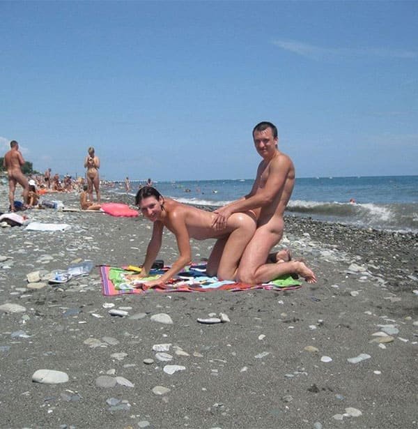 Подглядел за сексом на пляже