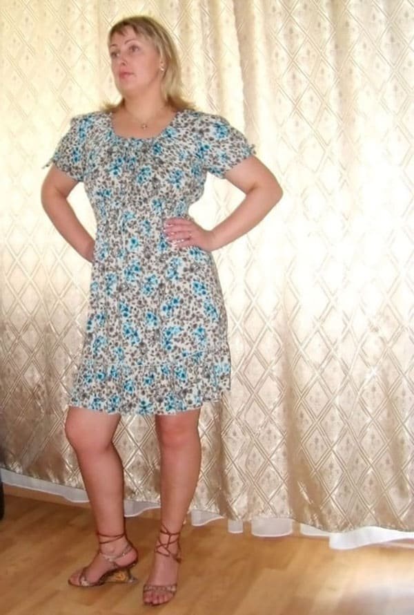 An ordinary Russian housewife decided to pose